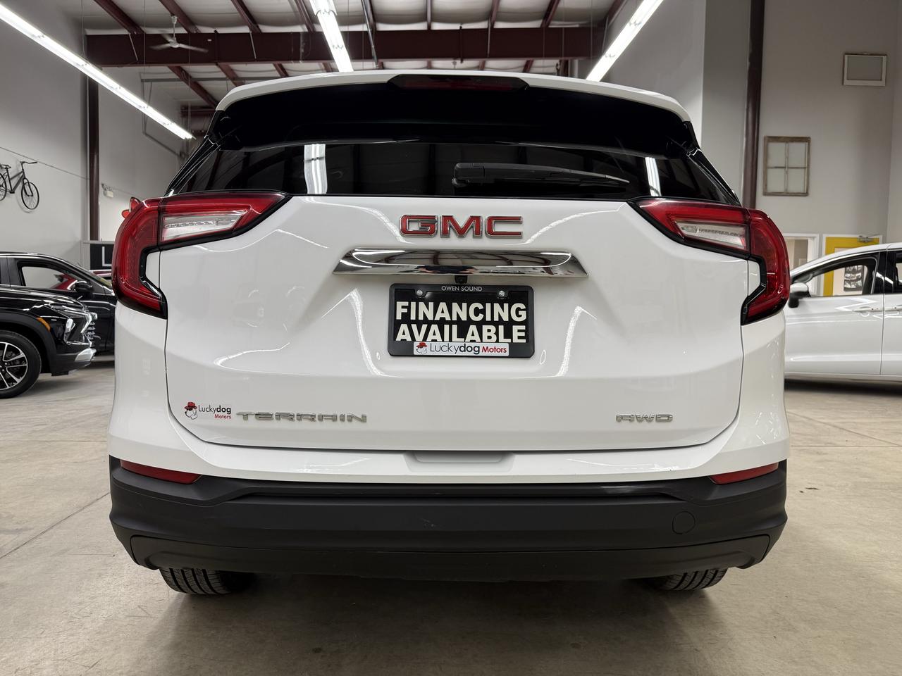2024 GMC Terrain SLE Photo