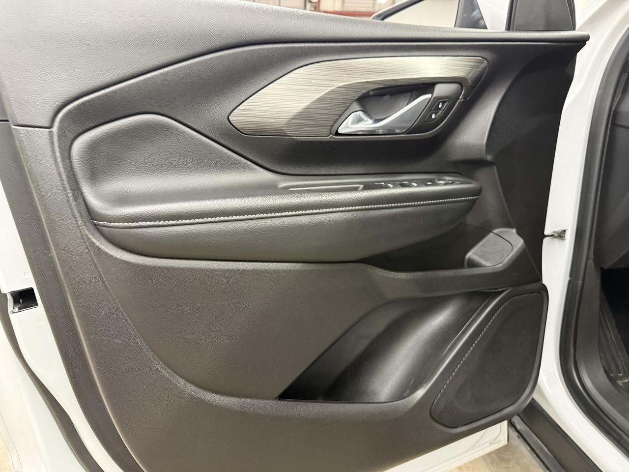 2024 GMC Terrain SLE Photo