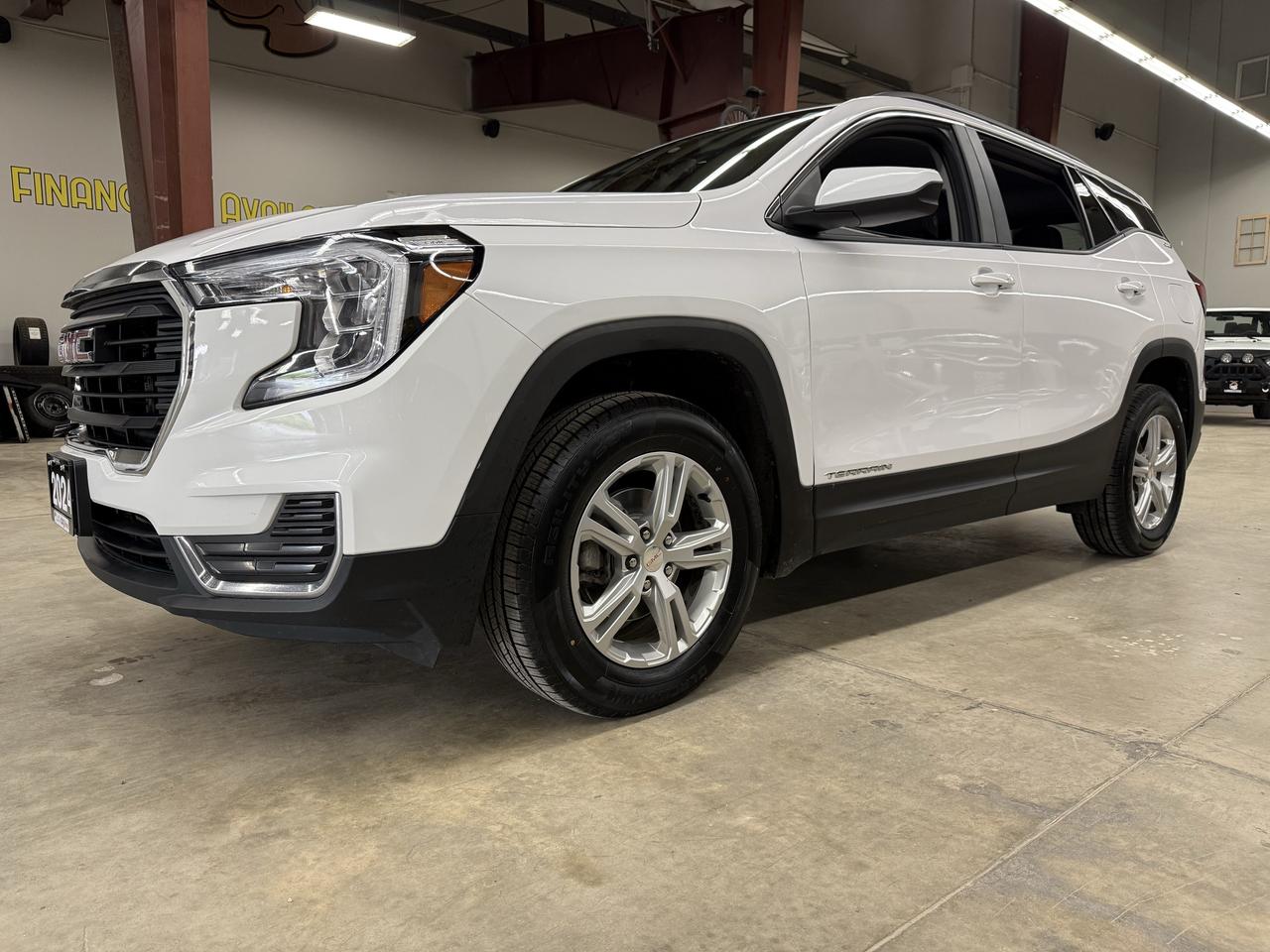 2024 GMC Terrain SLE Photo