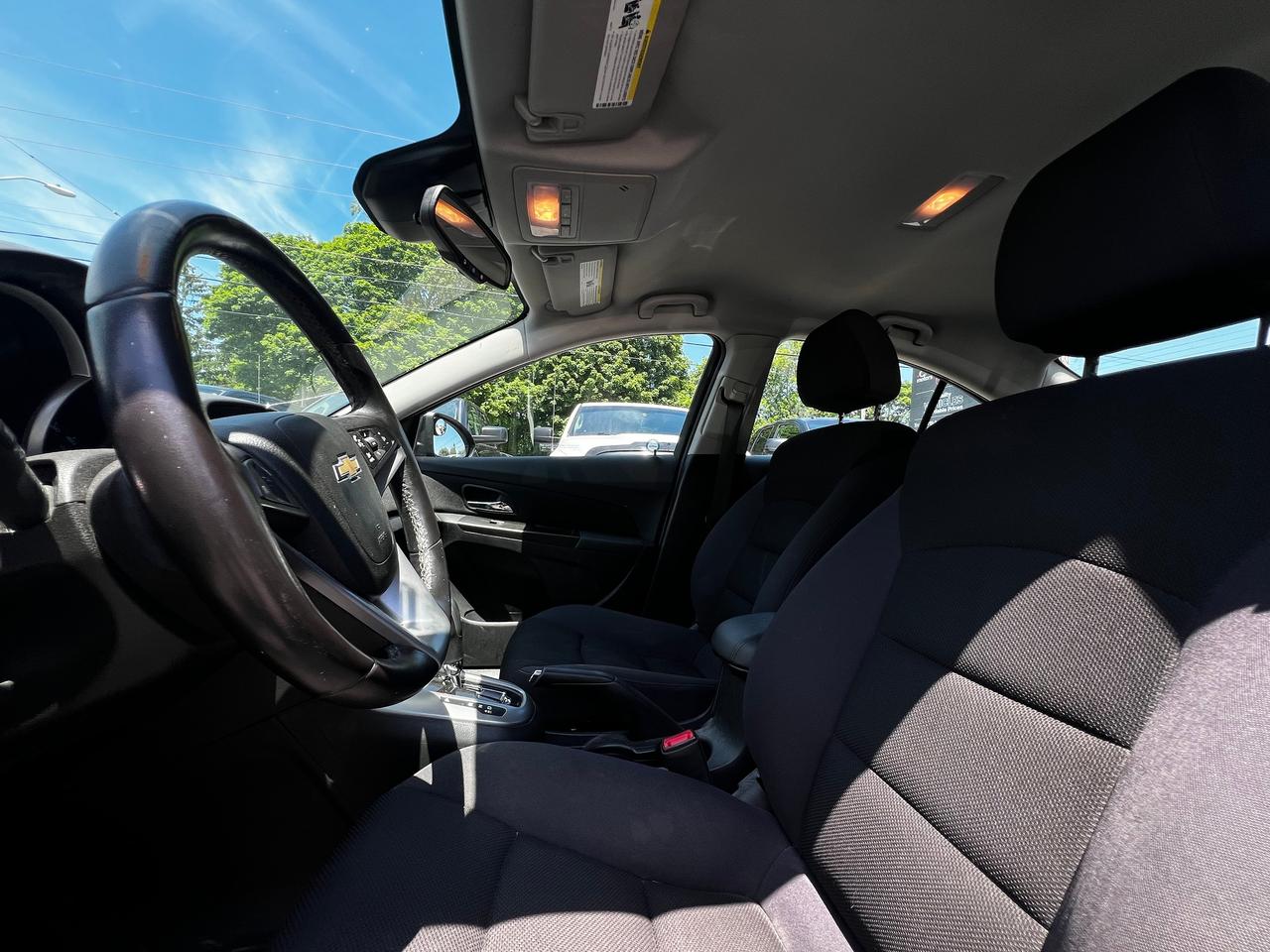 2014 Chevrolet Cruze 1LT Photo