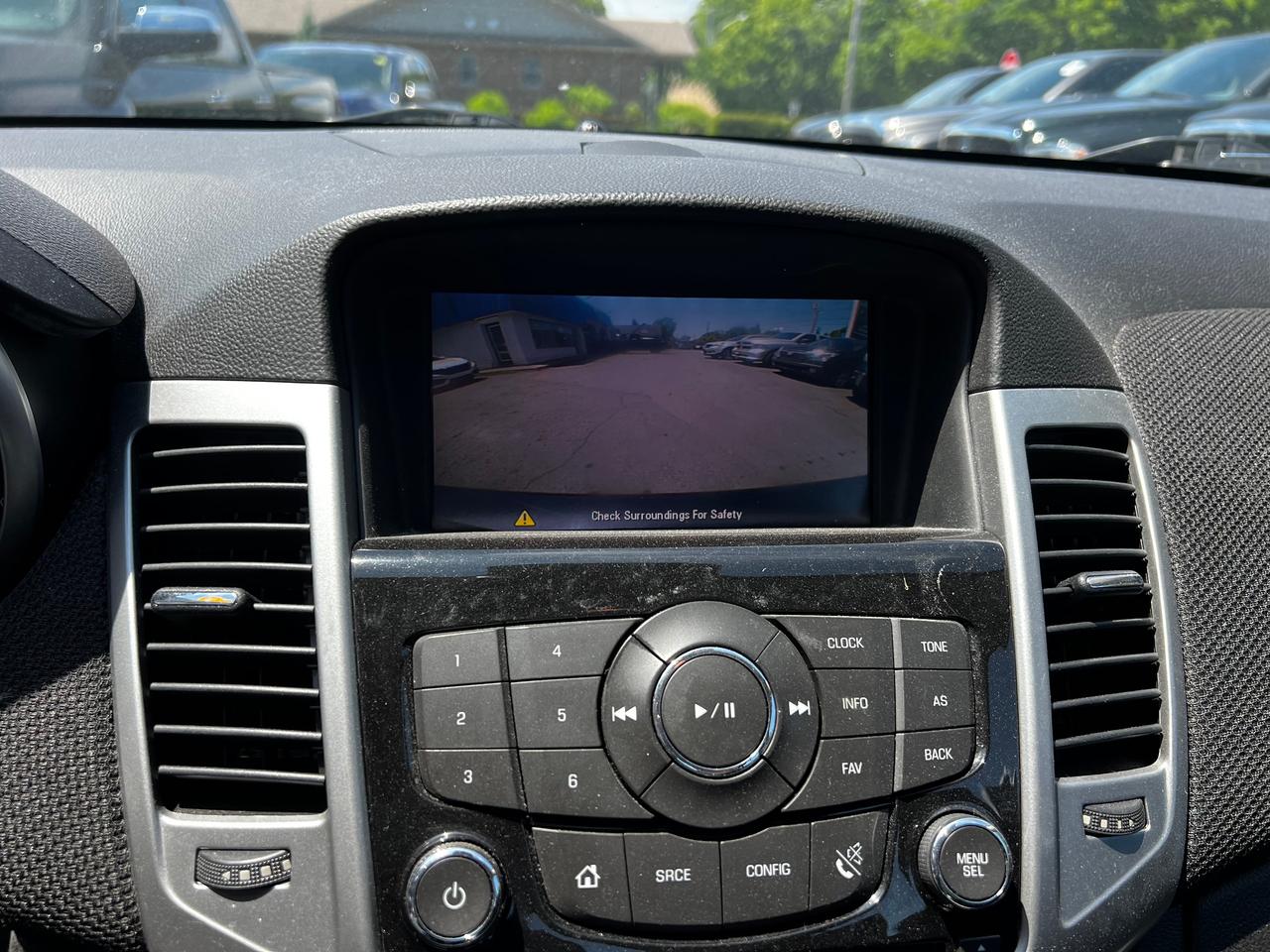 2014 Chevrolet Cruze 1LT Photo