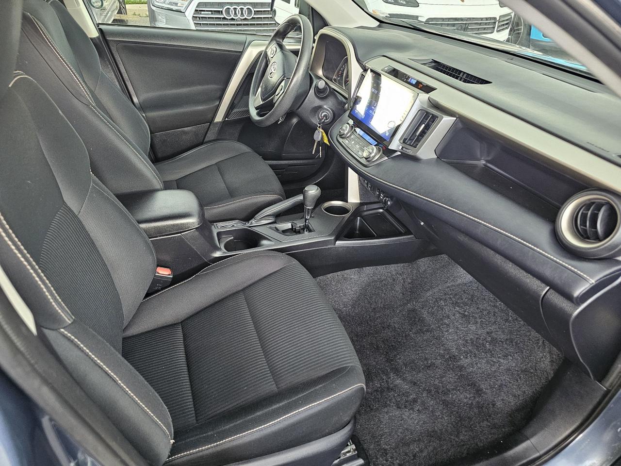 2013 Toyota Avalon XLE, FWD, NAVIGATION, BACKUP CAMERA, SUNROOF, 110K Photo4