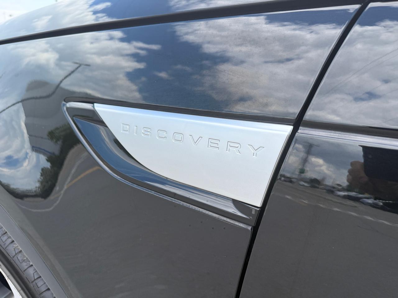 2019 Land Rover Discovery HSE LUXURY Photo