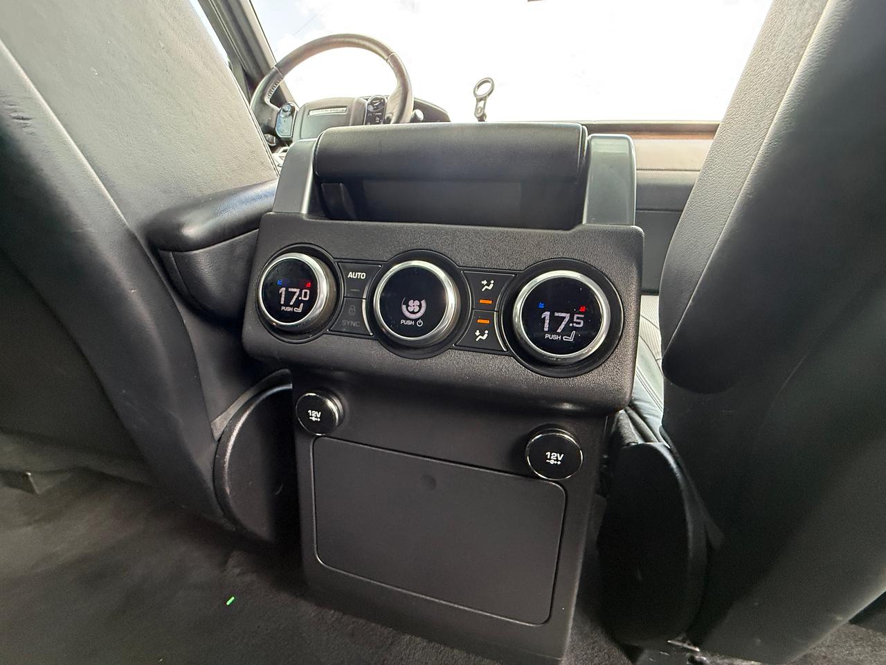 2019 Land Rover Discovery HSE LUXURY Photo