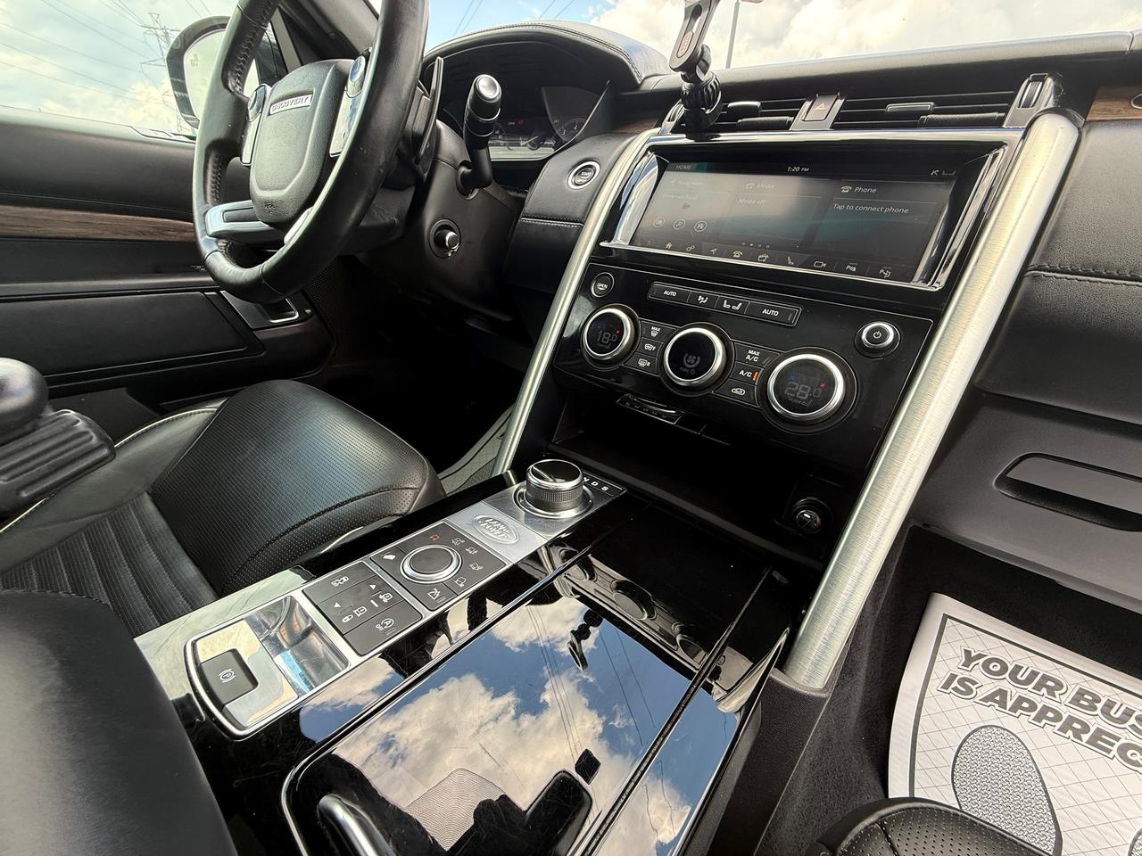2019 Land Rover Discovery HSE LUXURY Photo