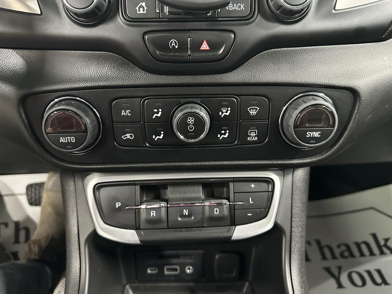 2022 GMC Terrain AWD 4DR SLT Photo16