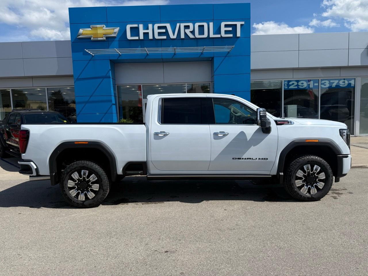 2026 GMC Sierra 2500 HD Crew Cab Standard Box 4-Wheel Drive Denali Photo1