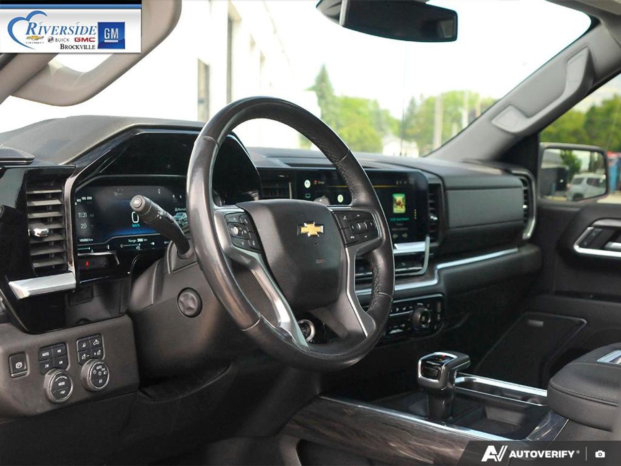 2022 Chevrolet Silverado 1500 LTZ Photo