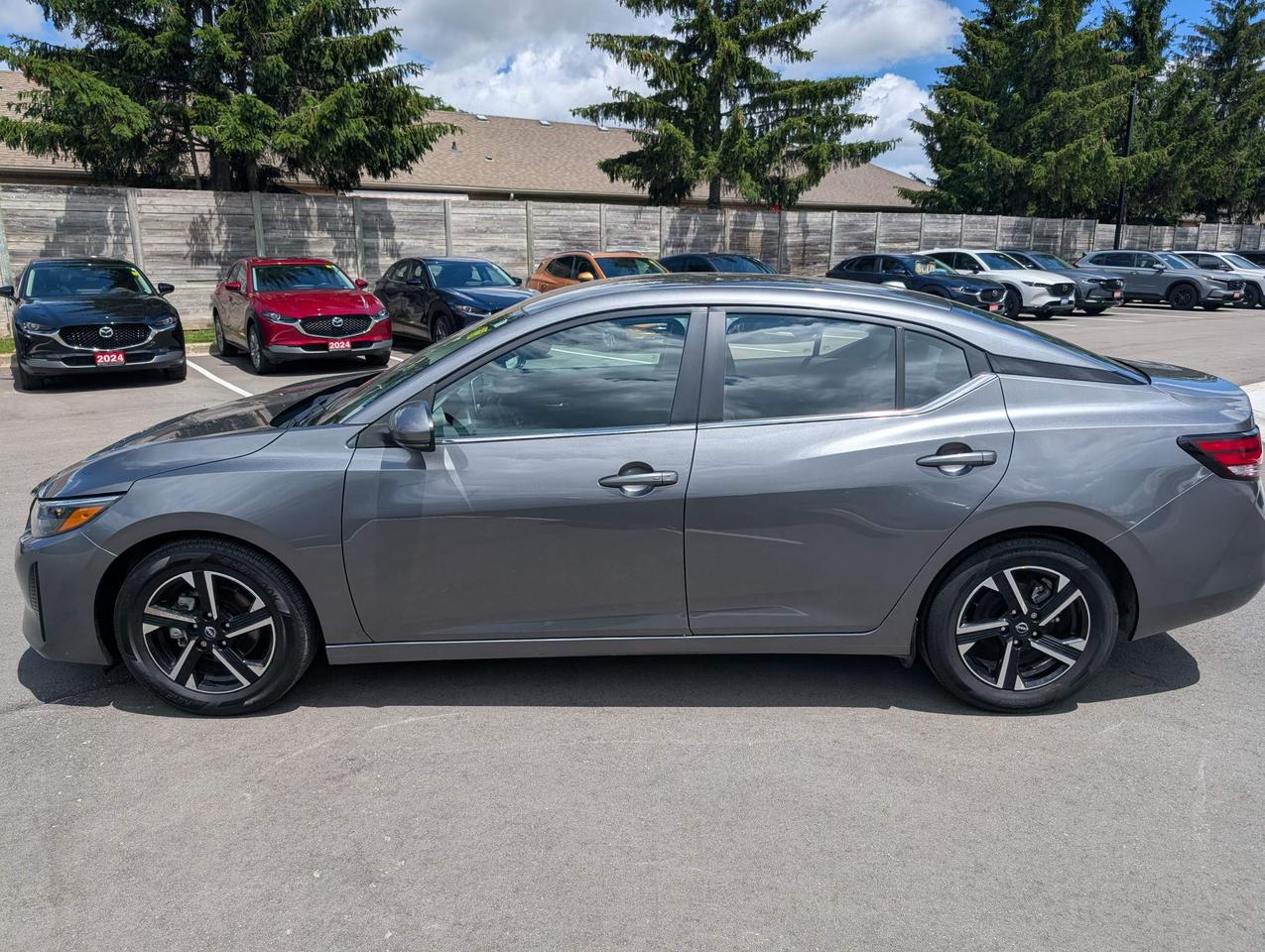 2024 Nissan Sentra SV Photo