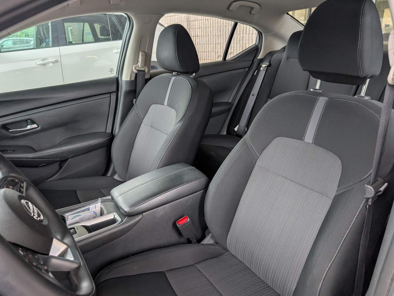 2024 Nissan Sentra SV Photo