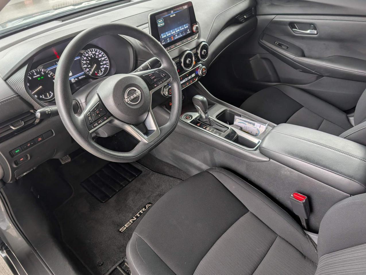 2024 Nissan Sentra SV Photo