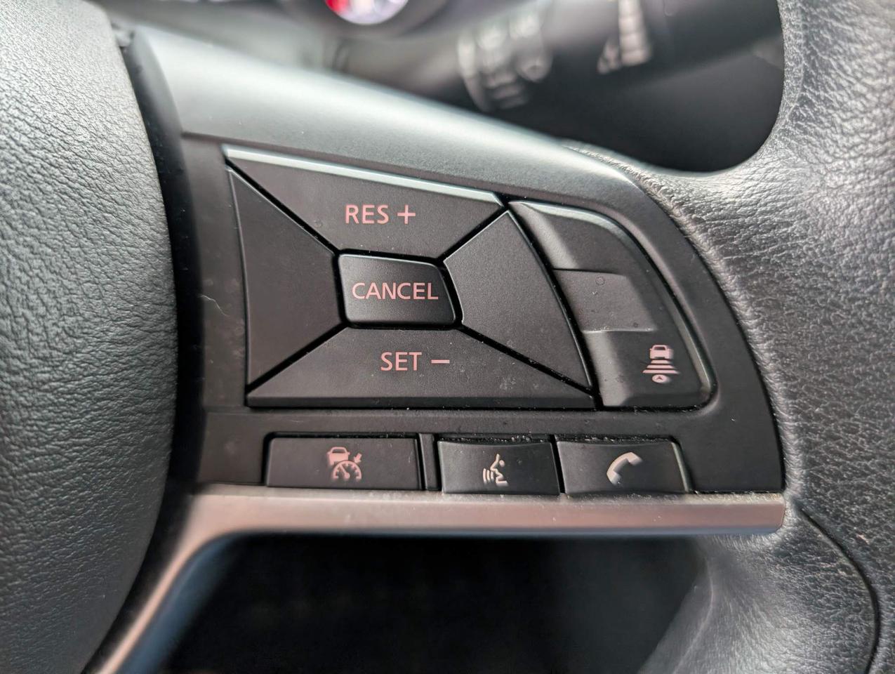 2024 Nissan Sentra SV Photo