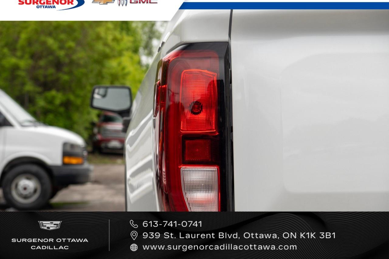 2026 GMC Sierra 1500 Crew Cab Short Box 4-Wheel Drive Pro Photo3
