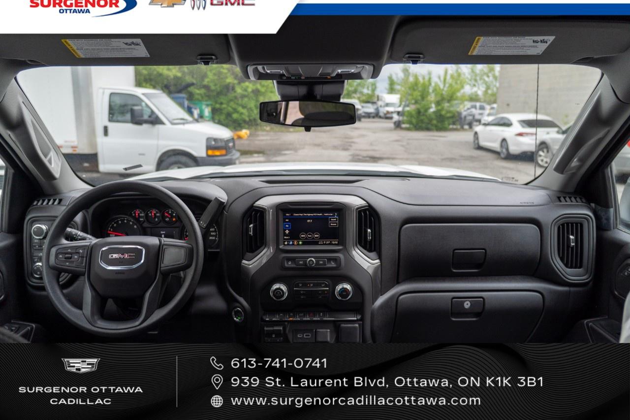 2026 GMC Sierra 1500 Crew Cab Short Box 4-Wheel Drive Pro Photo