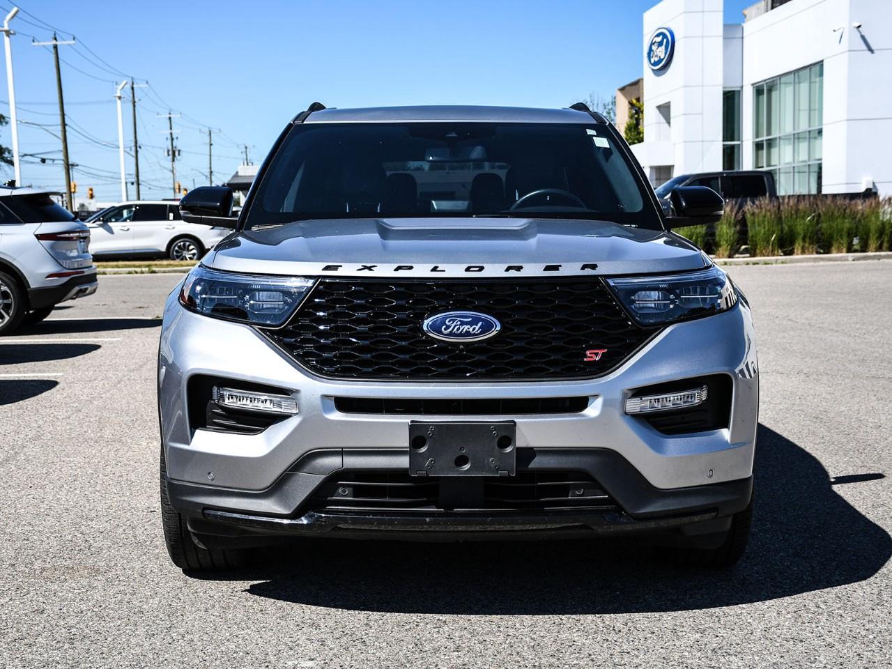 2023 Ford Explorer ST 4WD Photo