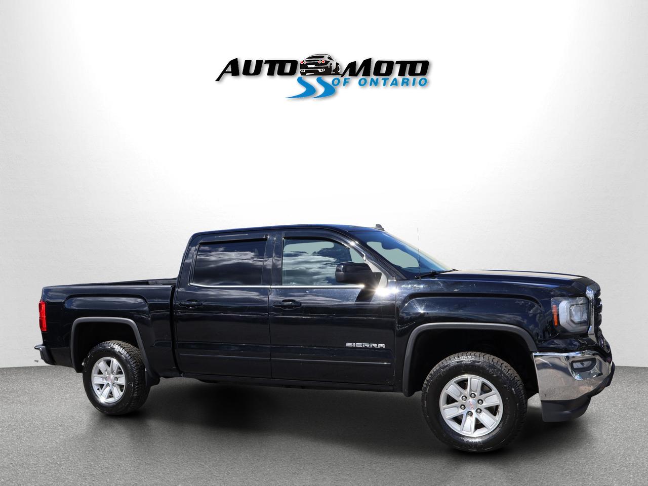 2018 GMC Sierra 1500 V8 SLE CREW 4WD CERTIFIED *CHEVROLET MAINTAIN* CAMERA BLUETOOTH CRUISE ALLOYS Photo