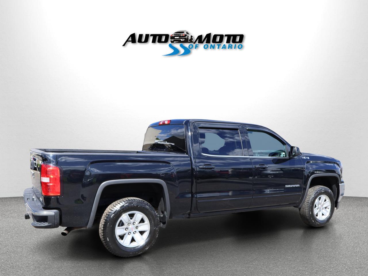 2018 GMC Sierra 1500 V8 SLE CREW 4WD CERTIFIED *CHEVROLET MAINTAIN* CAMERA BLUETOOTH CRUISE ALLOYS Photo
