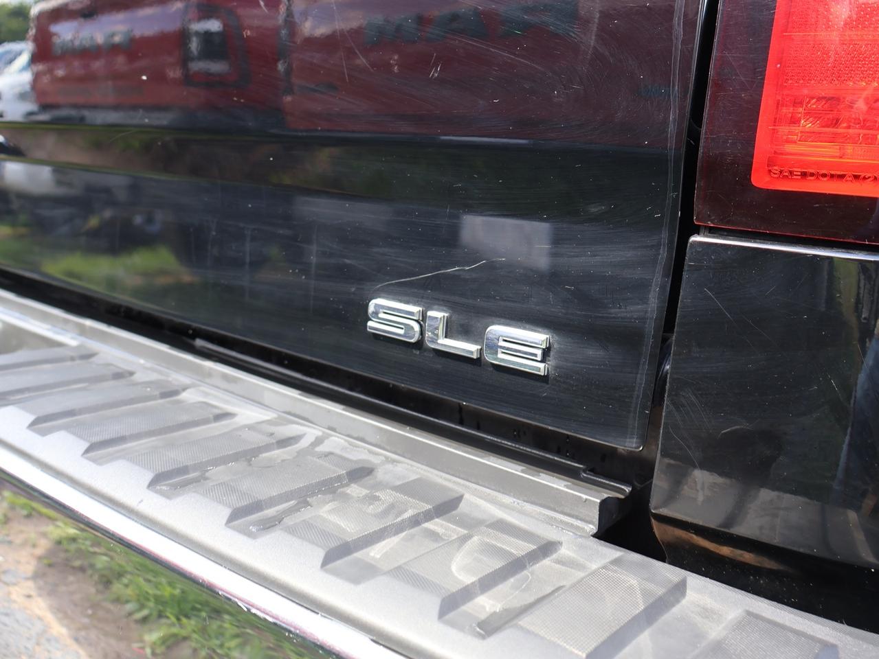 2018 GMC Sierra 1500 V8 SLE CREW 4WD CERTIFIED *CHEVROLET MAINTAIN* CAMERA BLUETOOTH CRUISE ALLOYS Photo