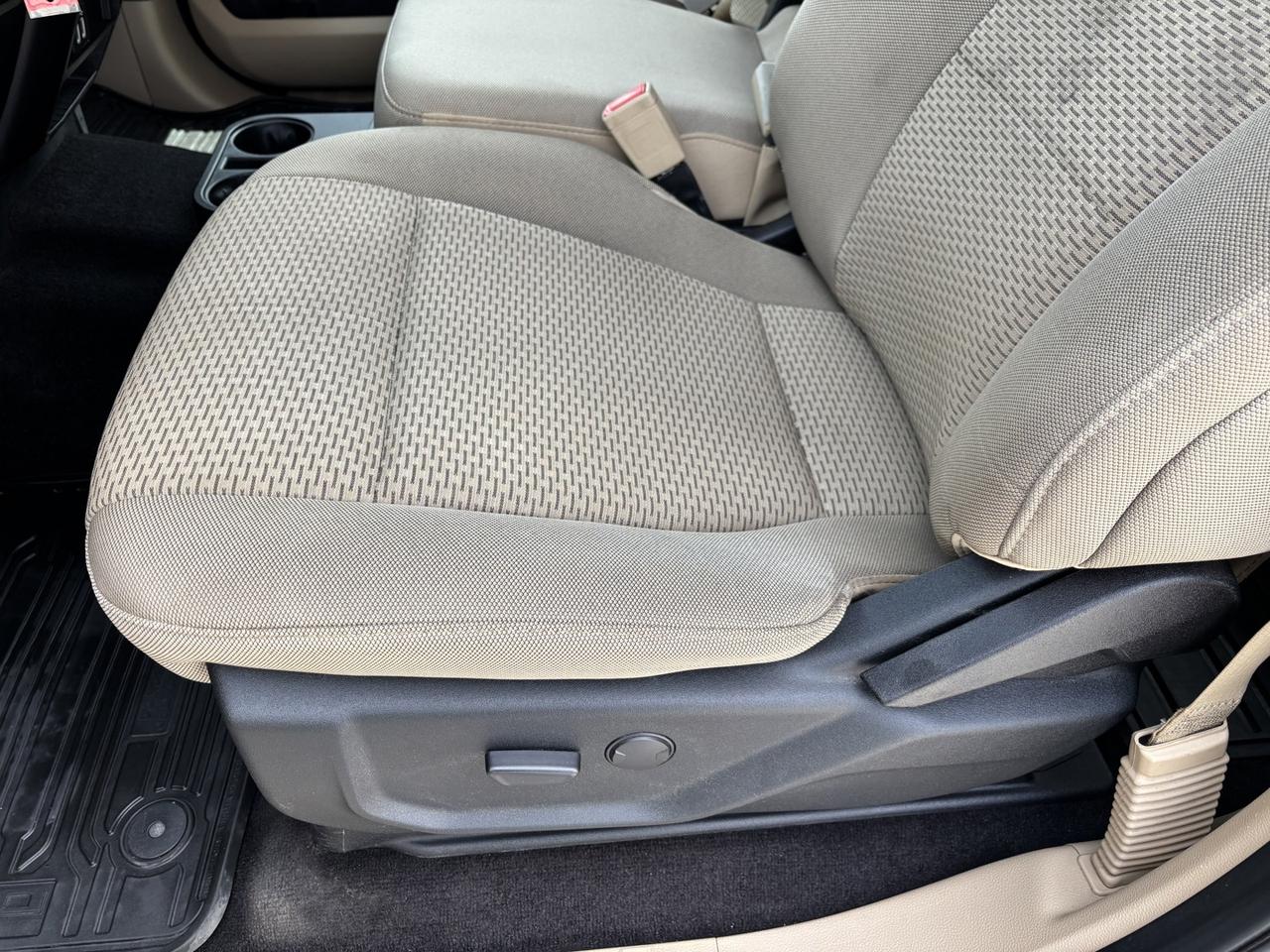 2019 Ford F-150 XLT Supercrew No Accidents~One Owner Photo