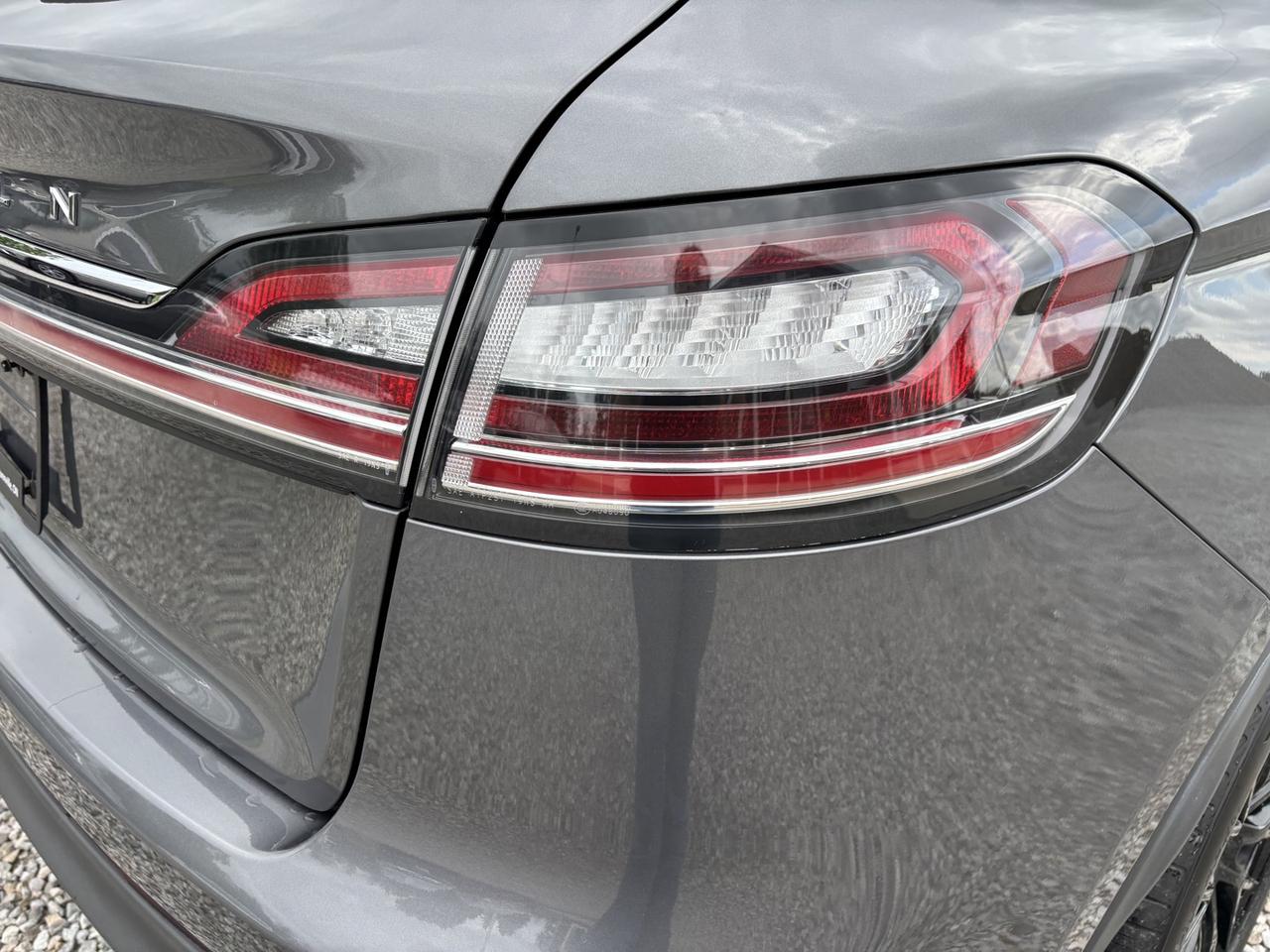 2021 Lincoln Nautilus Reserve AWD No Accidents! Photo