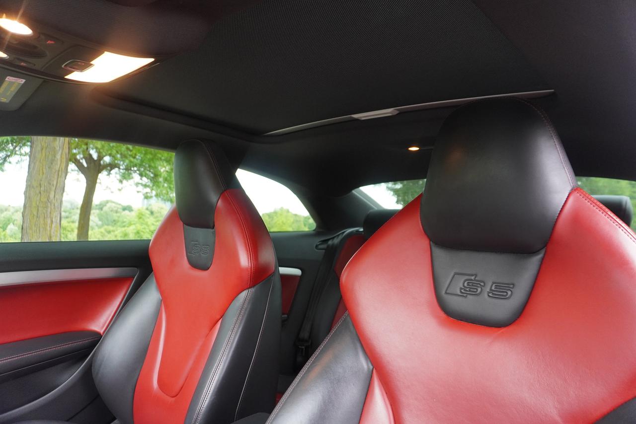 2013 Audi S5 6 SPD MANUAL / NO ACCIDENTS / LOADED / QUATTRO !! Photo
