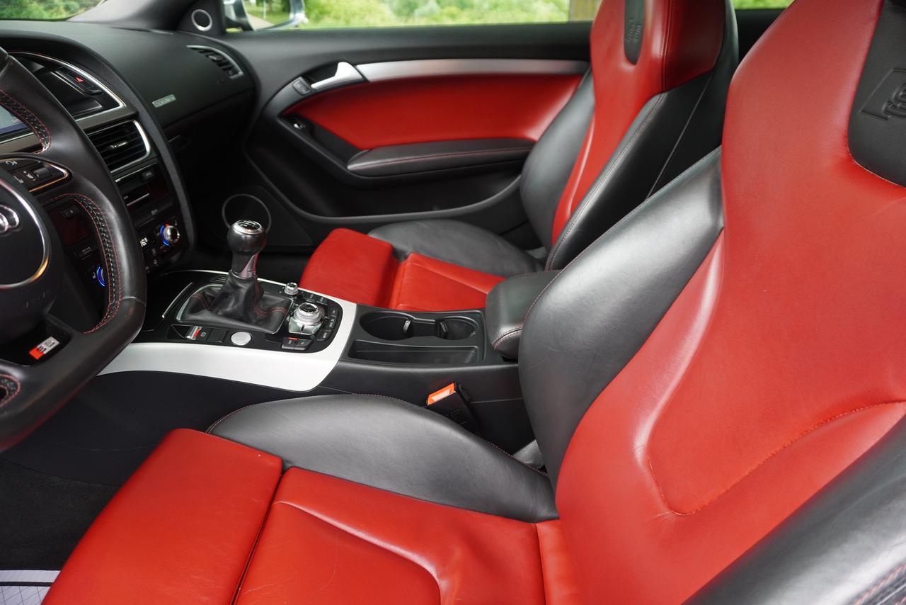 2013 Audi S5 6 SPD MANUAL / NO ACCIDENTS / LOADED / QUATTRO !! Photo
