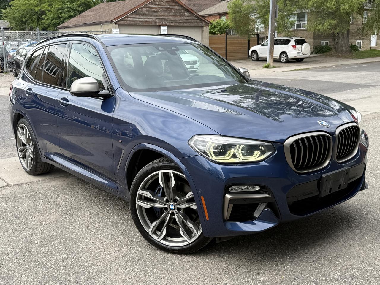 2018 BMW X3 M40i Photo2