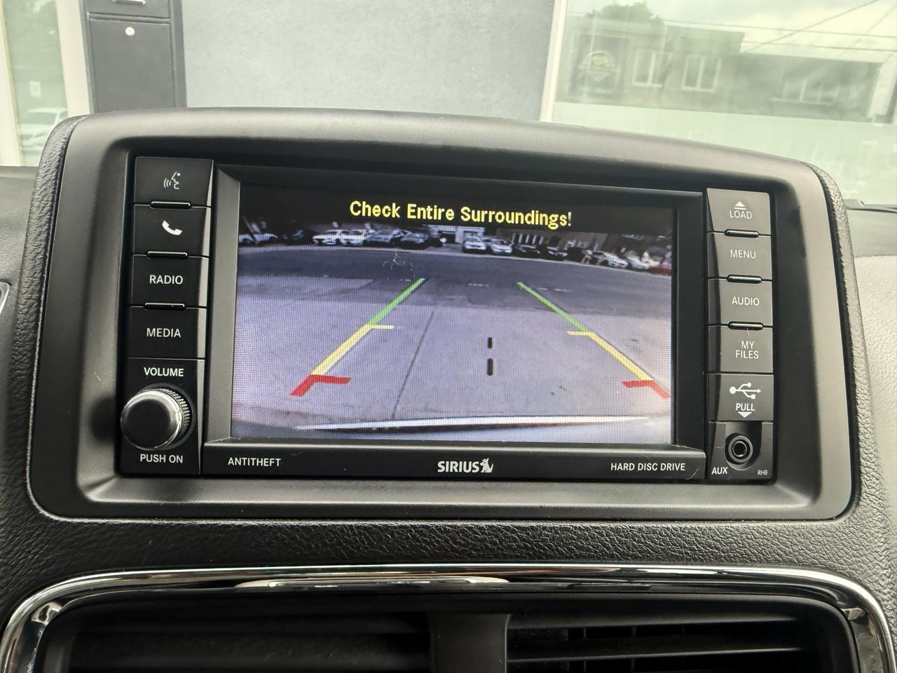2017 Dodge Grand Caravan Crew Plus Photo
