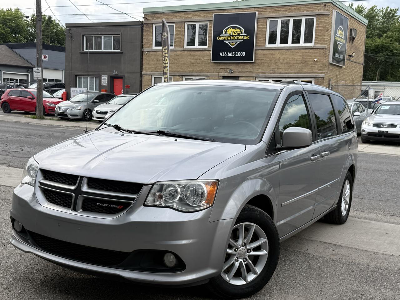 2017 Dodge Grand Caravan Crew Plus Photo