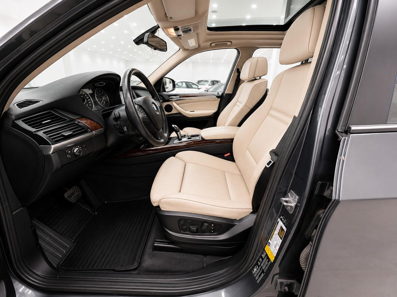 2011 BMW X5 35i Photo