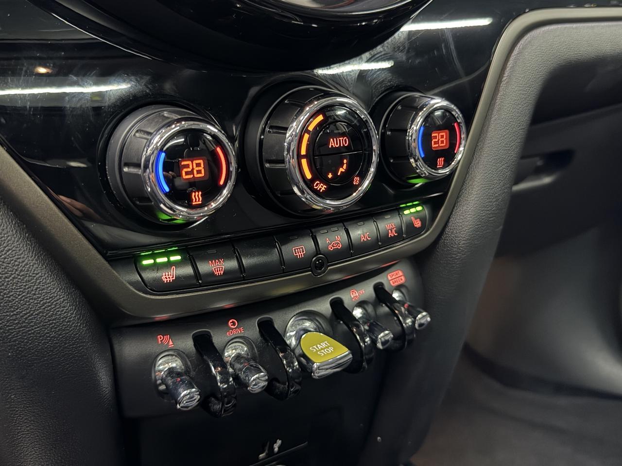 2022 MINI Countryman S|E HYBRID|ALL4|FCW|LDW|HK SOUND|HUD| Photo