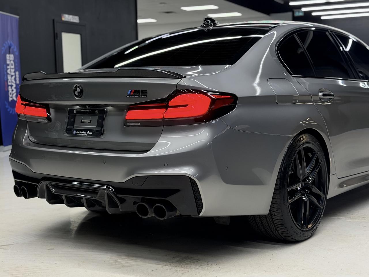 2018 BMW M5 COMPETITION|BOWERS & WILKINS|CARBON ROOF|ACC|LKA| Photo