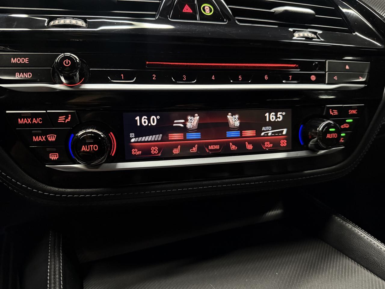2018 BMW M5 COMPETITION|BOWERS & WILKINS|CARBON ROOF|ACC|LKA| Photo