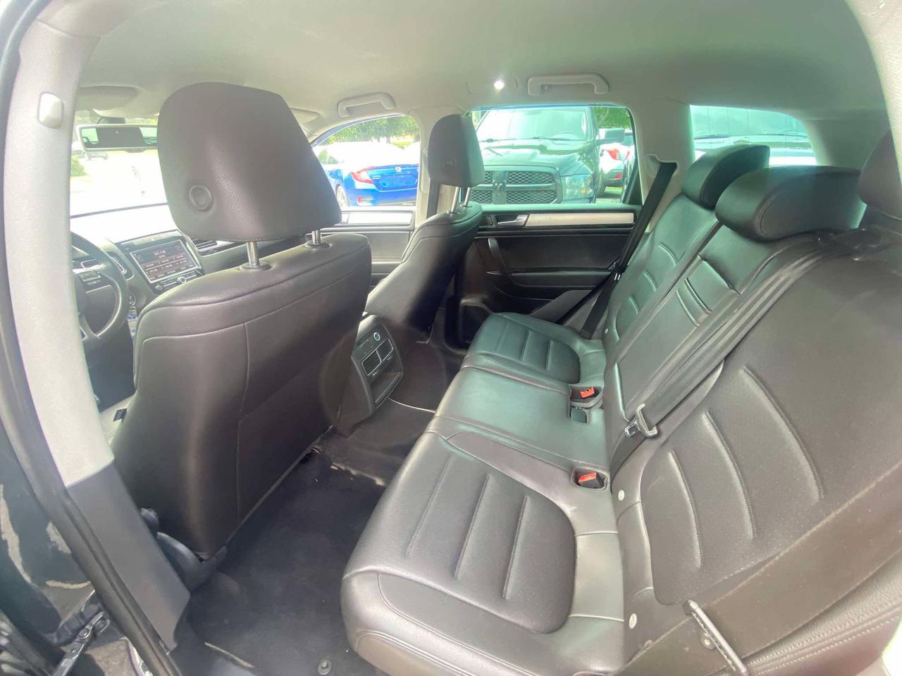2011 Volkswagen Touareg Comfortline Photo