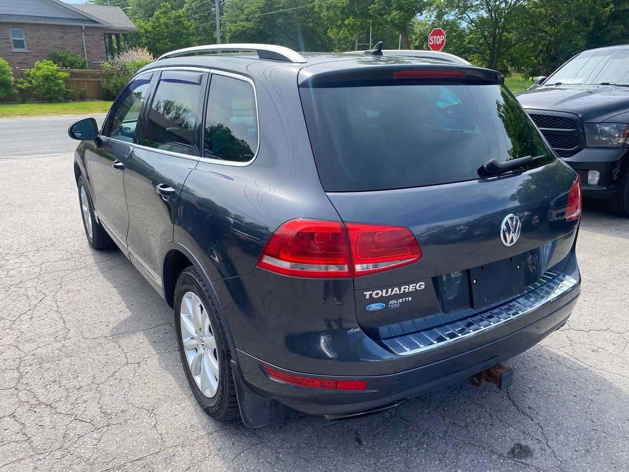 2011 Volkswagen Touareg Comfortline Photo