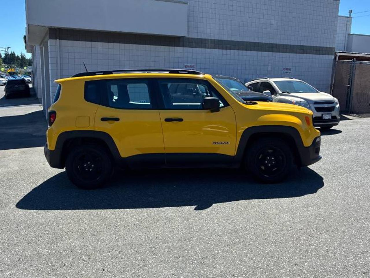 2016 Jeep Renegade Sport - Photo #9