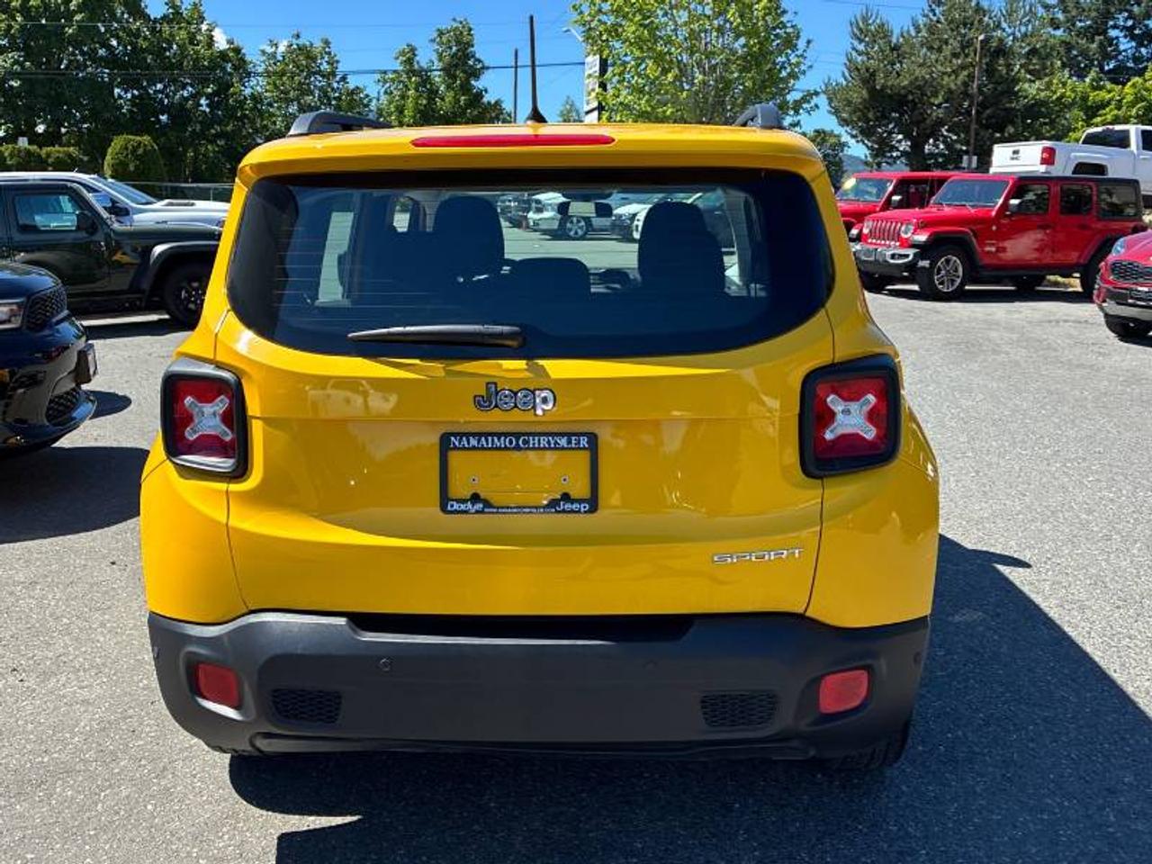 2016 Jeep Renegade Sport - Photo #11