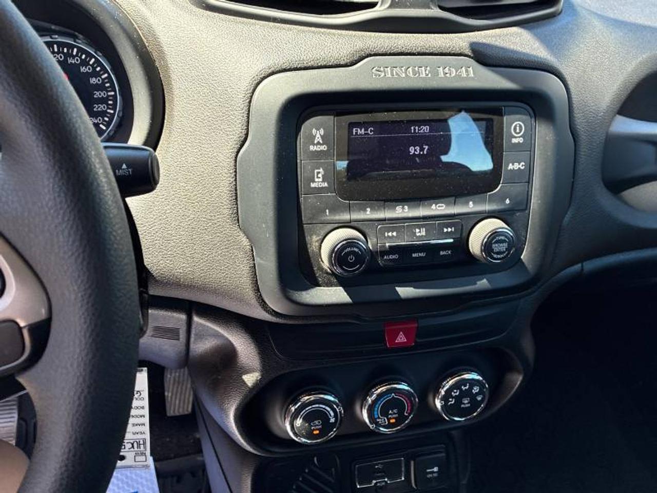 2016 Jeep Renegade Sport - Photo #20