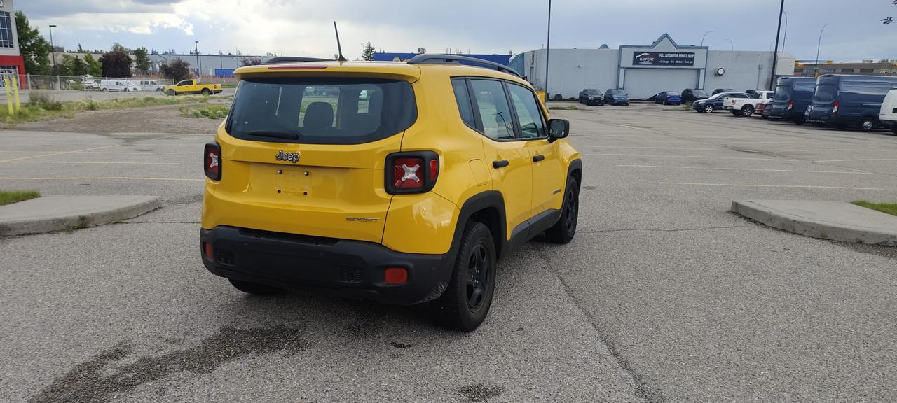 2016 Jeep Renegade Sport Photo