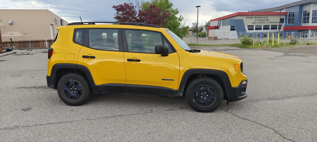 2016 Jeep Renegade Sport - Photo #29