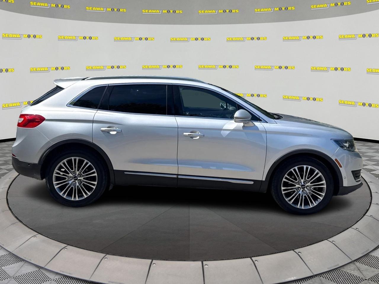 2016 Lincoln MKX Reserve Photo