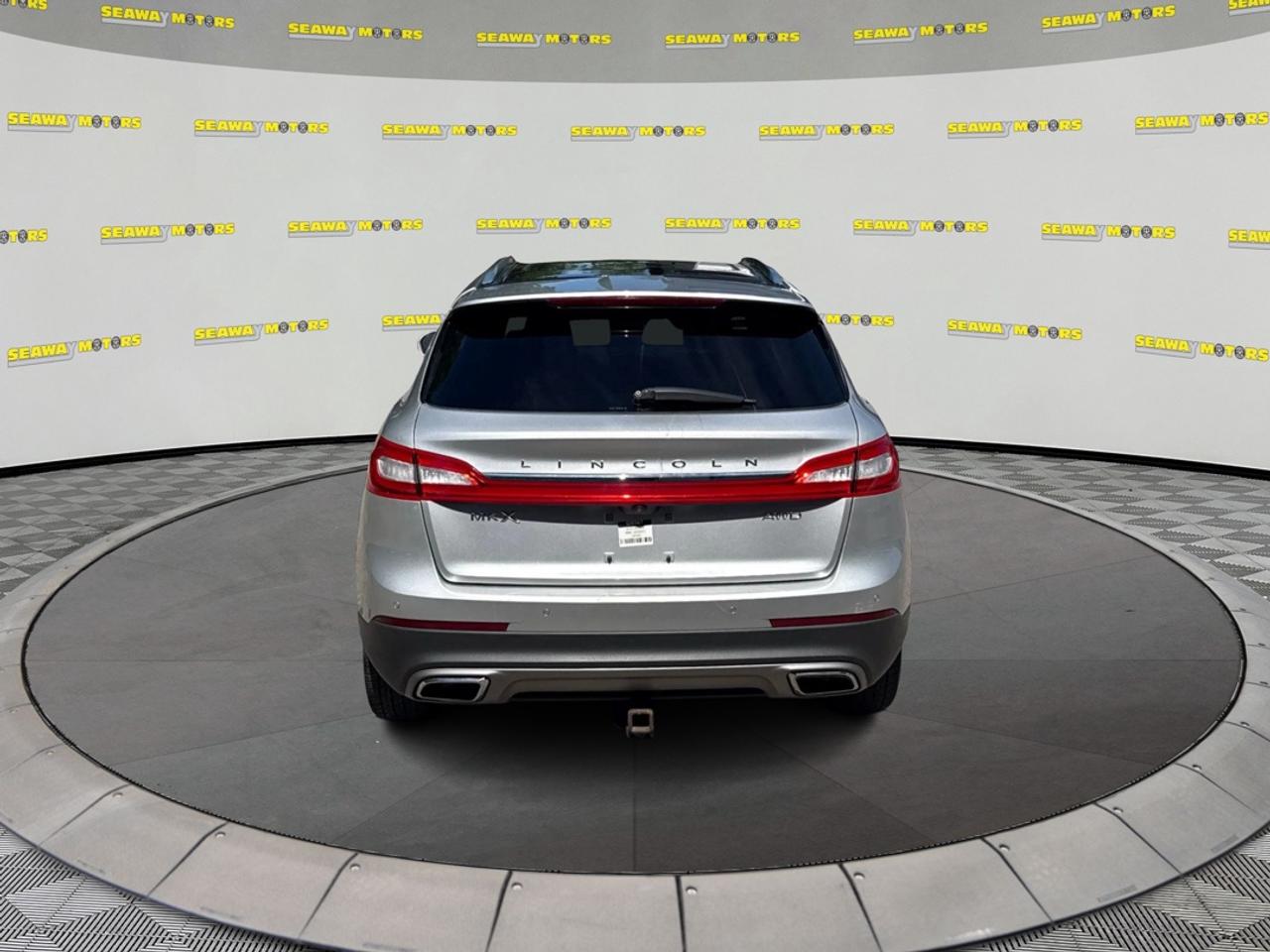 2016 Lincoln MKX Reserve Photo3