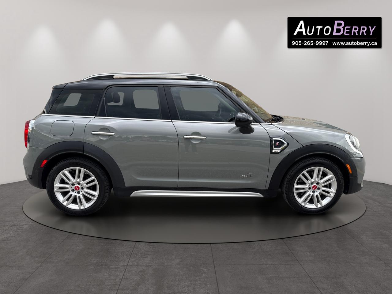2017 MINI Cooper Countryman S Photo