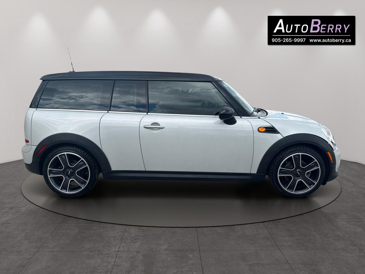 2011 MINI Cooper Clubman 2DR CPE Photo