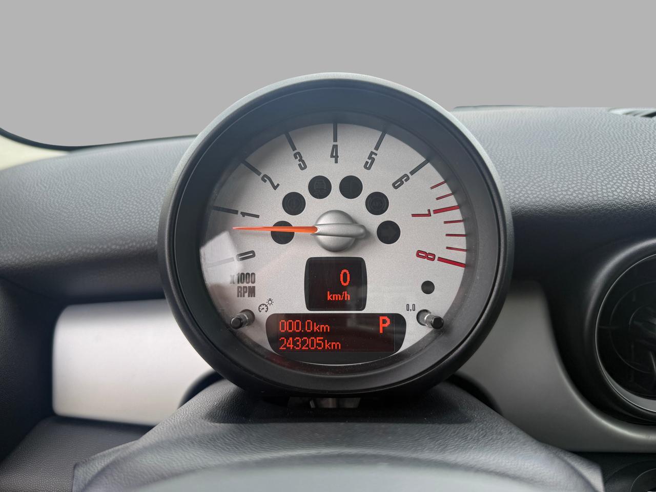 2011 MINI Cooper Clubman 2DR CPE Photo