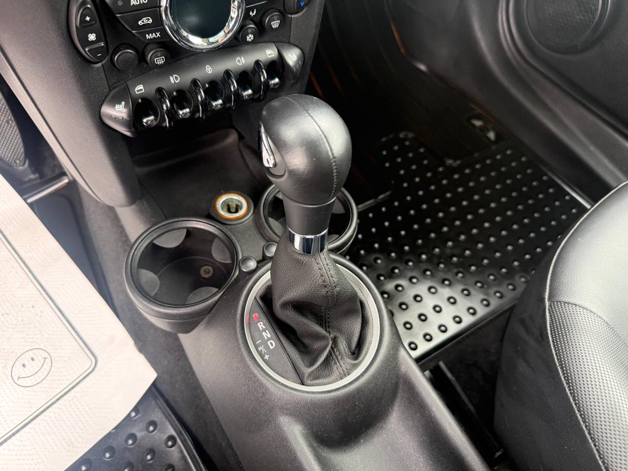 2011 MINI Cooper Clubman 2DR CPE Photo