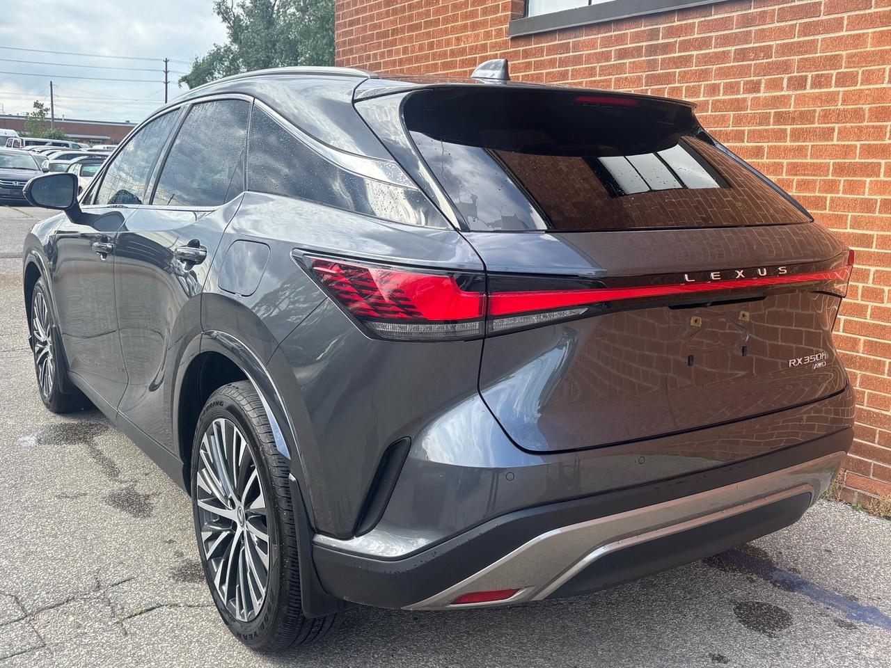 2024 Lexus RX 350 RX 350h Auto Photo3