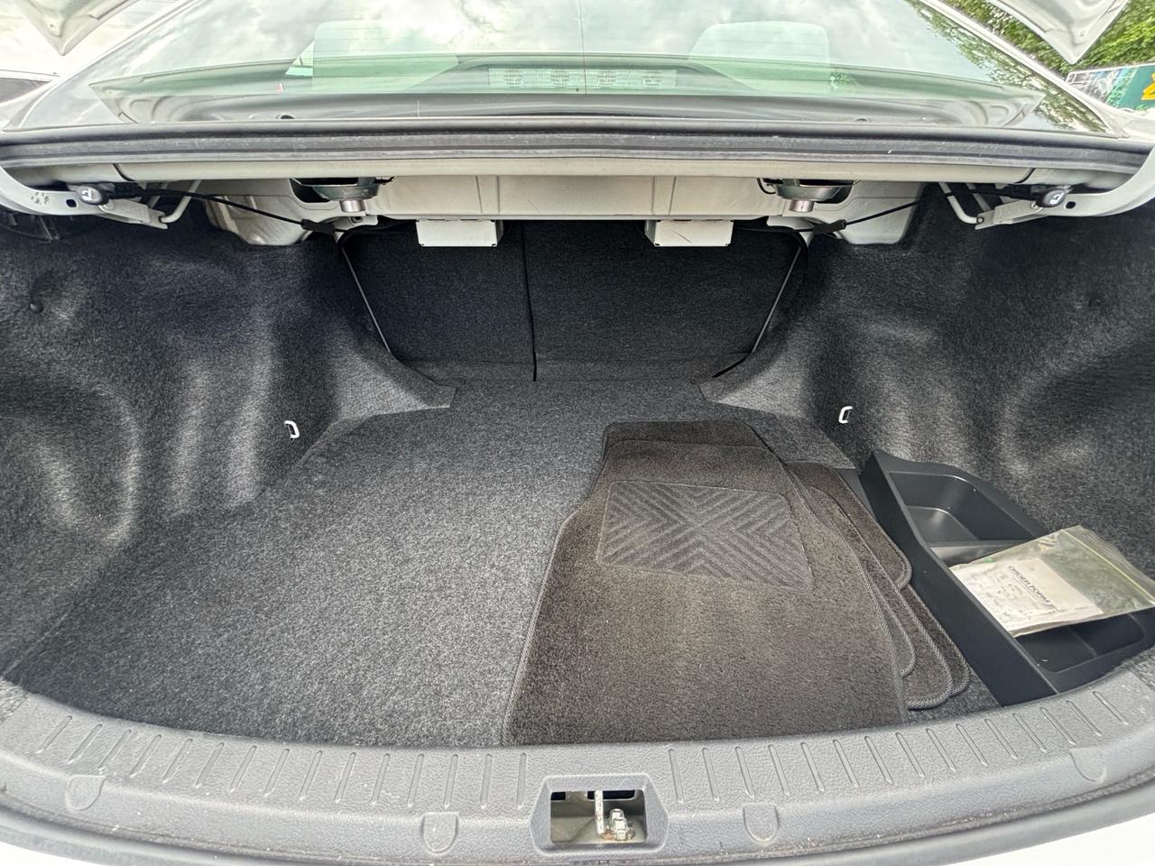 2010 Toyota Corolla 4DR SDN AUTO CE Photo