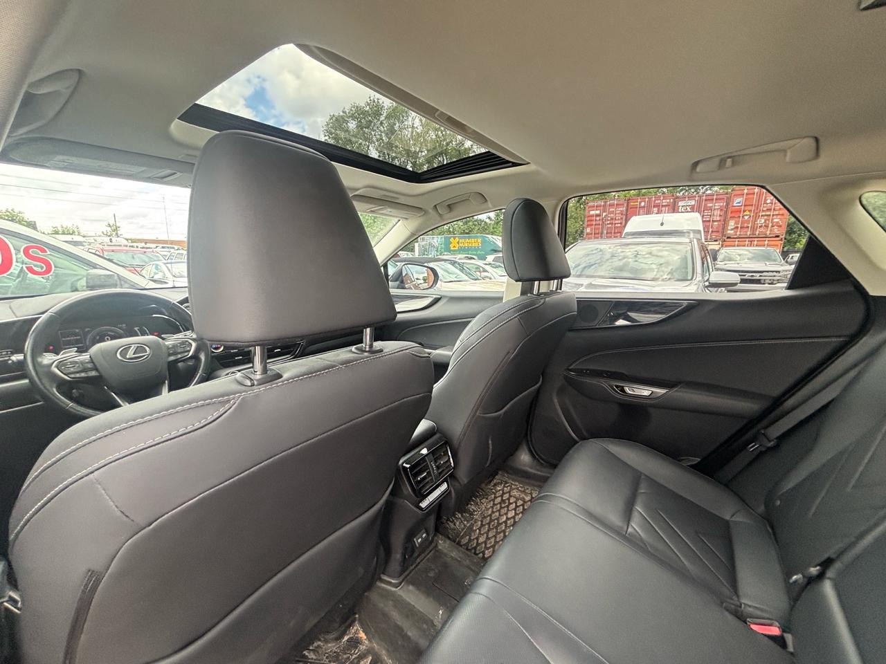 2022 Lexus NX 450H NX 450h  Plug in Hybrid AWD Photo