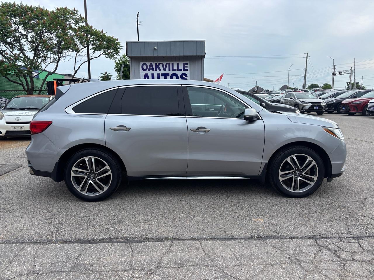 2017 Acura MDX SH-AWD 4dr Nav Pkg Photo